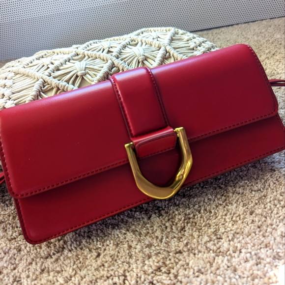 Charles & Keith Gold Buckle bag - Picture 1 of 8